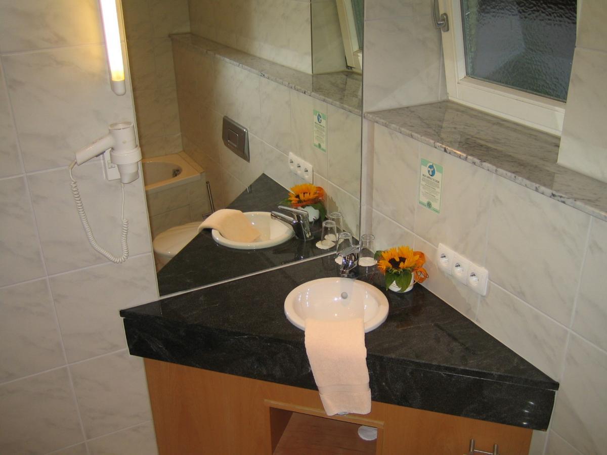 Hotel Wasserfall Garni Oberndorf am Neckar 外观 照片